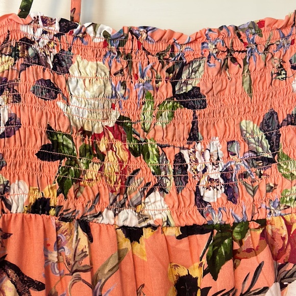 Large INC ruffle floral smocked dress - Picture 4 of 5